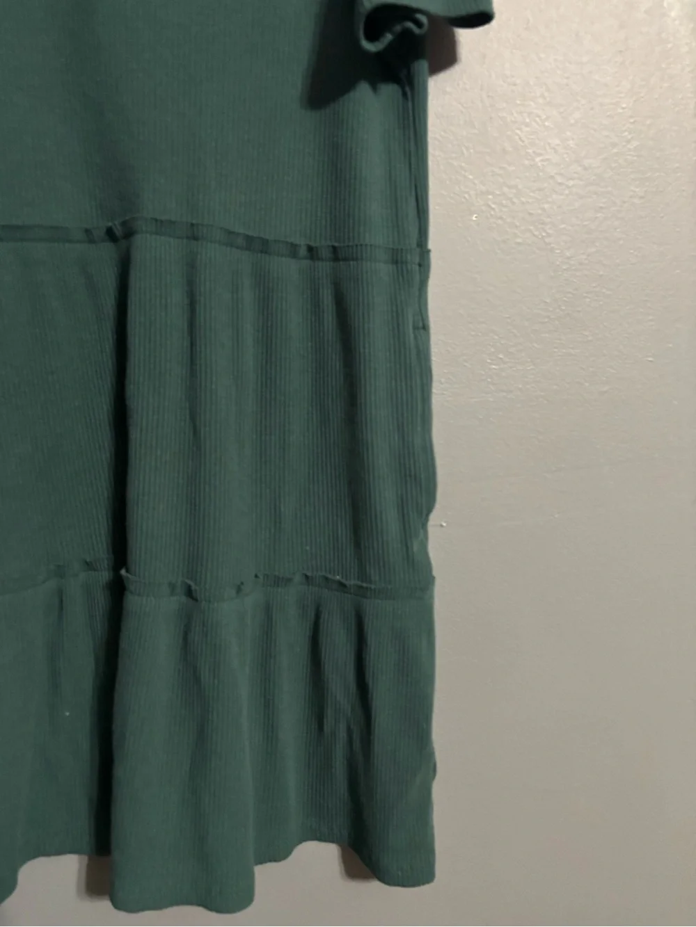 Old Navy dark Green Ribbed Knit Tiered Fairycore festive T-Shirt Dress girls M(8